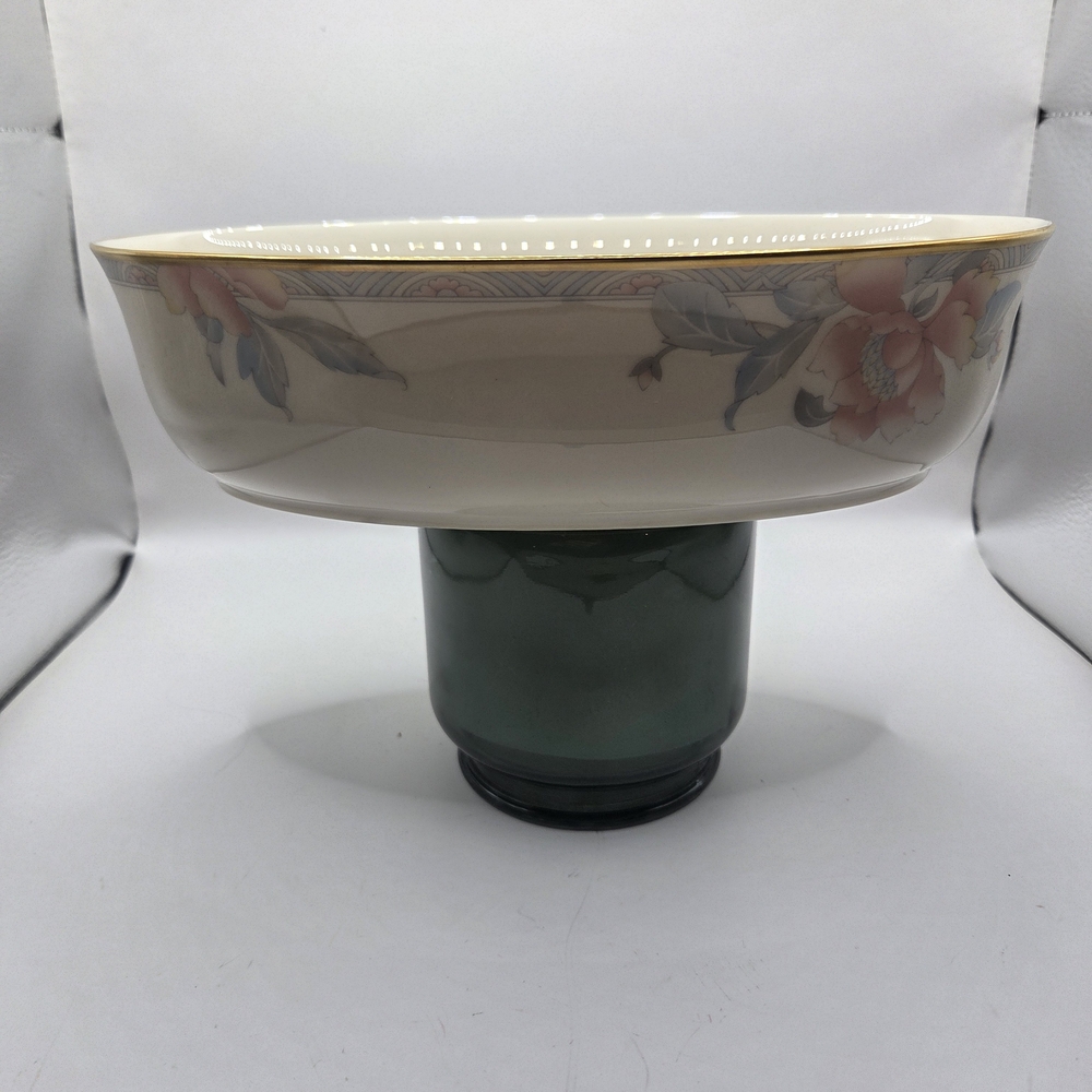 Vintage Lenox fine china bowl in the "Westwood" pattern